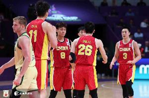 玩法-新京报：从失望到希望，这些年轻人用血性把中国男篮带出低谷