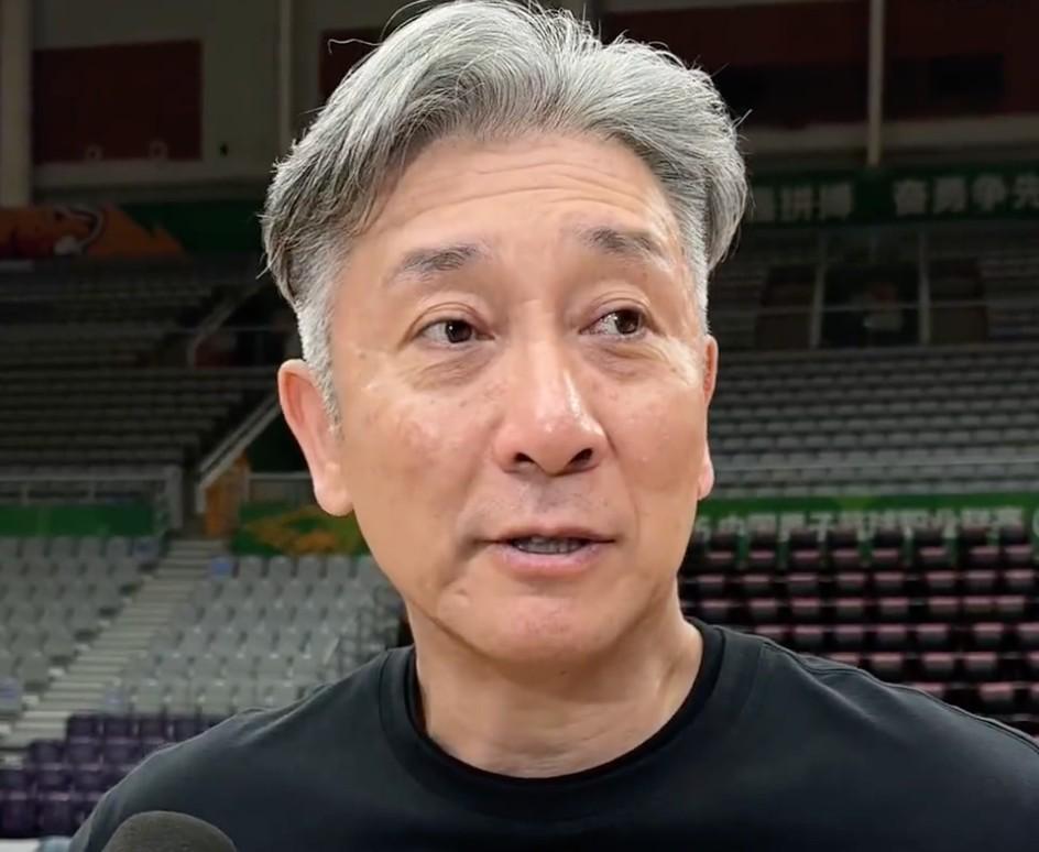 Baccarat-郑永刚：每次回辽宁都很亲切因为这里培养了我，今晚打出凝聚力是关键