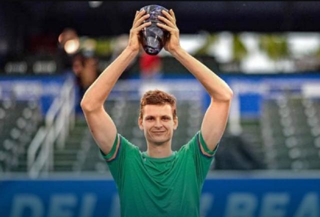 张奔斗：没有了，新赛季刚打一礼拜本月又没比赛了